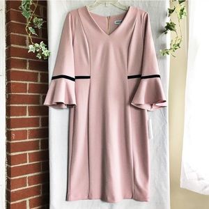 Shelby & Palmer Bell Sleeve Dress Pink Black 6